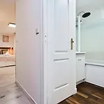 Apartment Large Between Train Station & Grand Place *