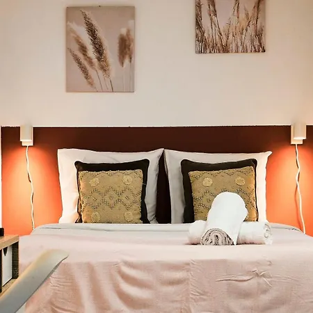 Large Between Train Station & Grand Place Appartamento Lilla