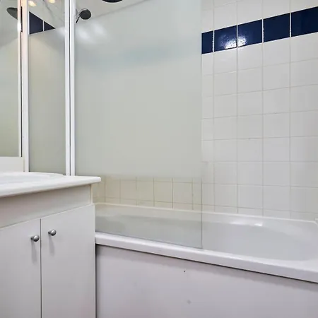 Апартаменты Large Between Train Station & Grand Place Лилль