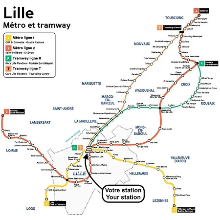 Large Between Train Station & Grand Place Апартаменты